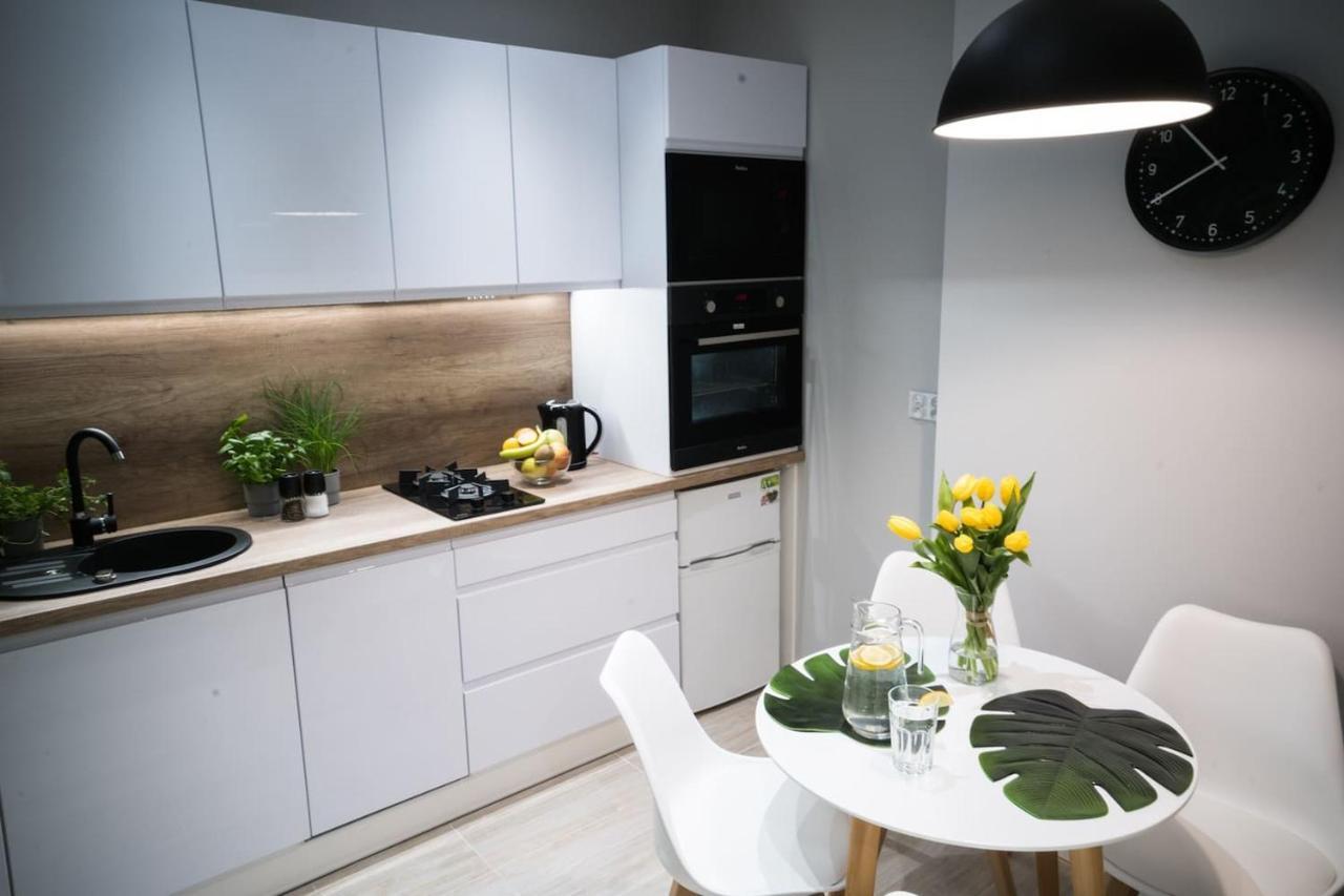 Rynek 20/21 -Cosy New Apartment On The Market Square - 4 Bedrooms - 8 People Wrocław Exterior foto